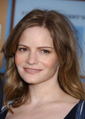 Jennifer Jason Leigh